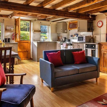 Finest Retreats - Great Cantal Granary Llandrindod Wells Bagian luar foto