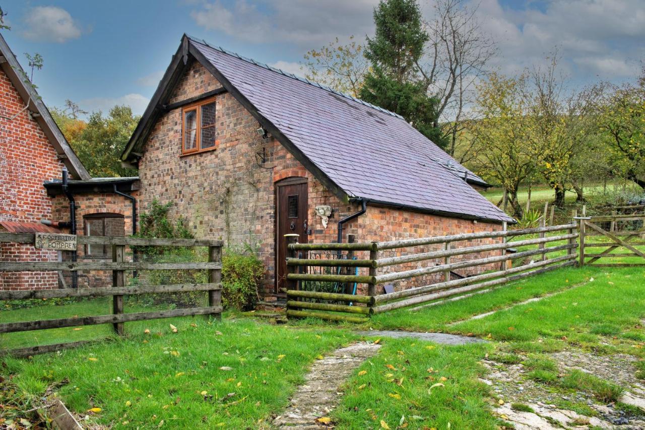 Finest Retreats - Great Cantal Granary Llandrindod Wells Bagian luar foto