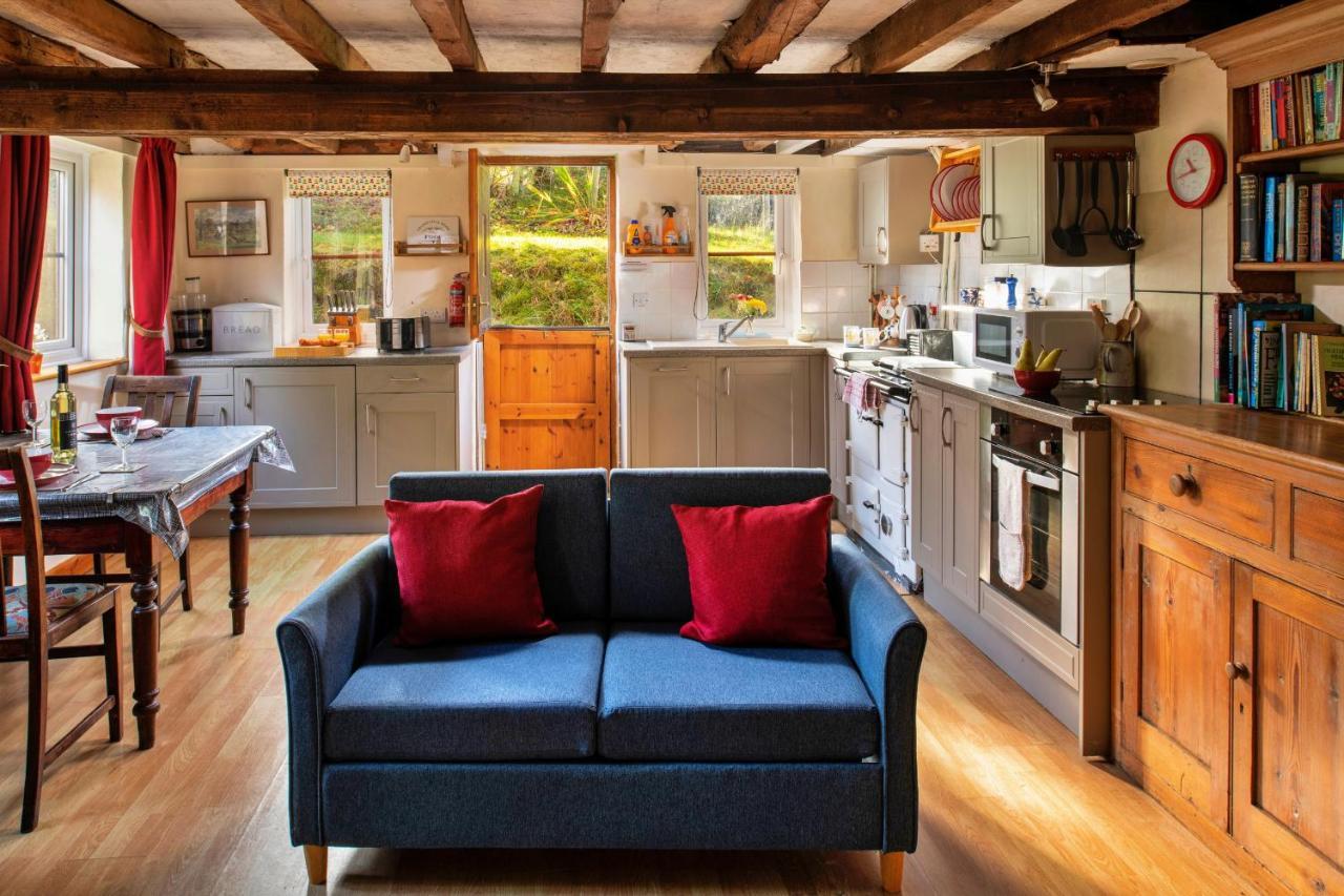 Finest Retreats - Great Cantal Granary Llandrindod Wells Bagian luar foto